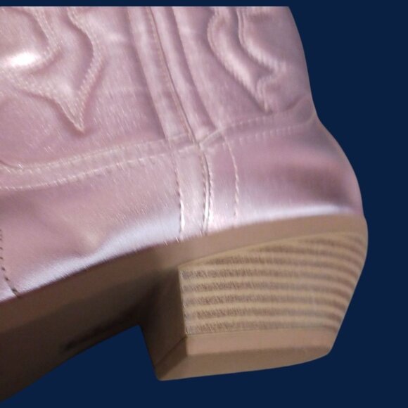 Soda Blazing Western-Style Ankle Boots  Stitched Pointed  Toe  Metallic Rose 9 - Picture 5 of 16